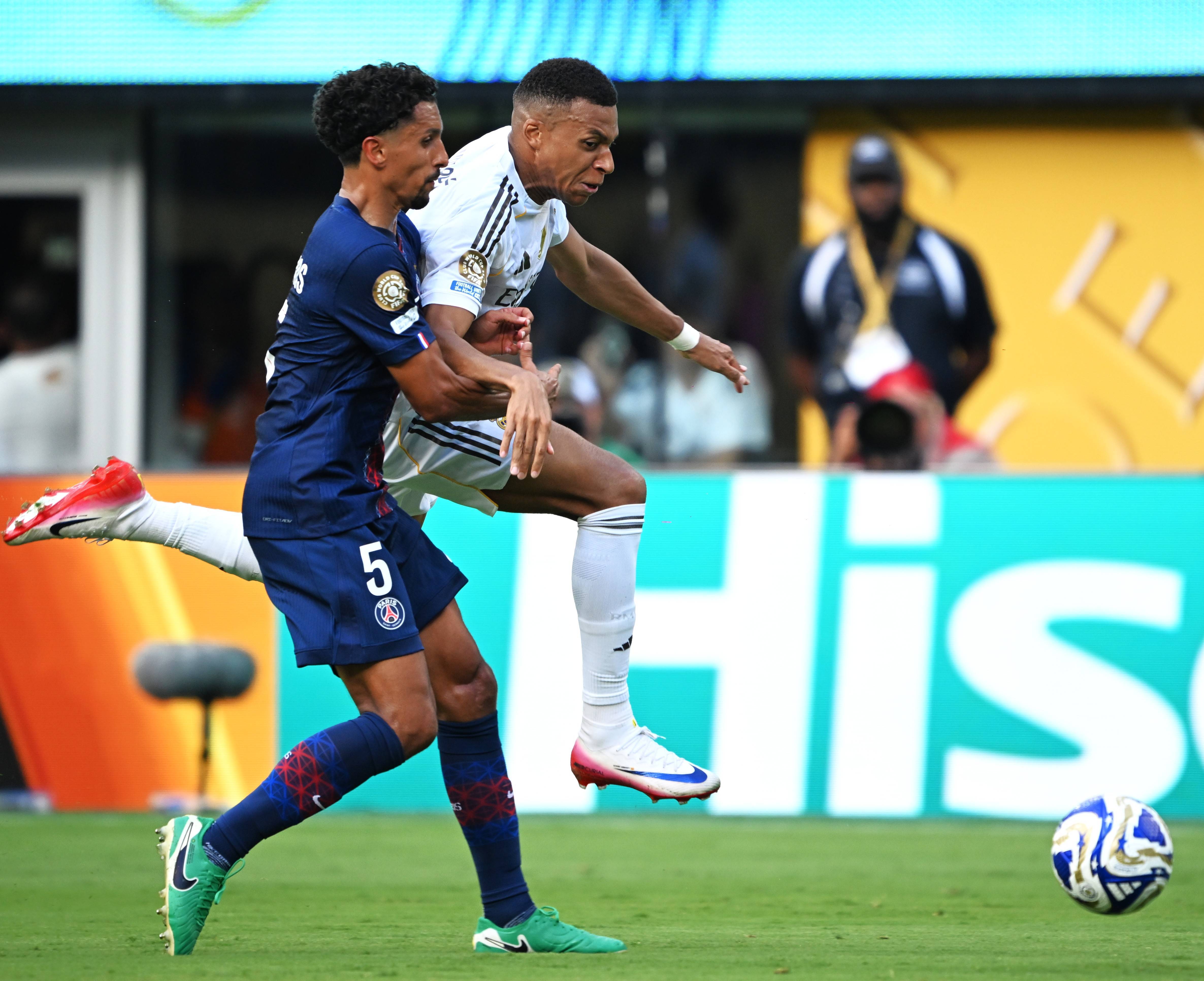 法甲：巴黎圣日耳曼上下颠沛，全力赢得联赛冠军的简单介绍