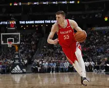 官方版下载-梅尔滕施泰因客场惜败弗赖堡，难堪失利(梅尔滕斯为什么叫梅坚柔)