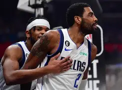 包含公牛击败篮网，诺绪尔刘彼一后首节纹球一分的词条